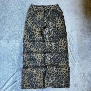 (Category: ) located in . Submitted by thrift_na (Listing ID 1470066481, Image 1). Description: .