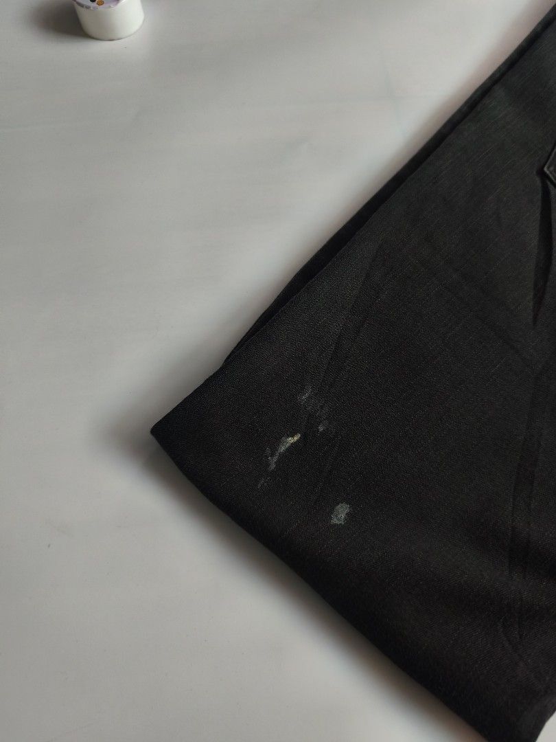Levi’s 314 Shaping Straight Jeans (Category: Jeans) located in Manapla. Submitted by gentleturtle_3dc683 (Listing ID 1469948709, Image 3). Description: Levi’s 314 Shaping Straight Jeans 💵 ₱ 449 📏 Size: Waistline 32 - 36Length 38 Hem 7 ½ 🎨 Color Rate: 9.5 /10 or better ✨ Condition: Great ⚠️ Issue: Minor stains Pre-loved thrifted item. 💬 Message us for inquiries!.