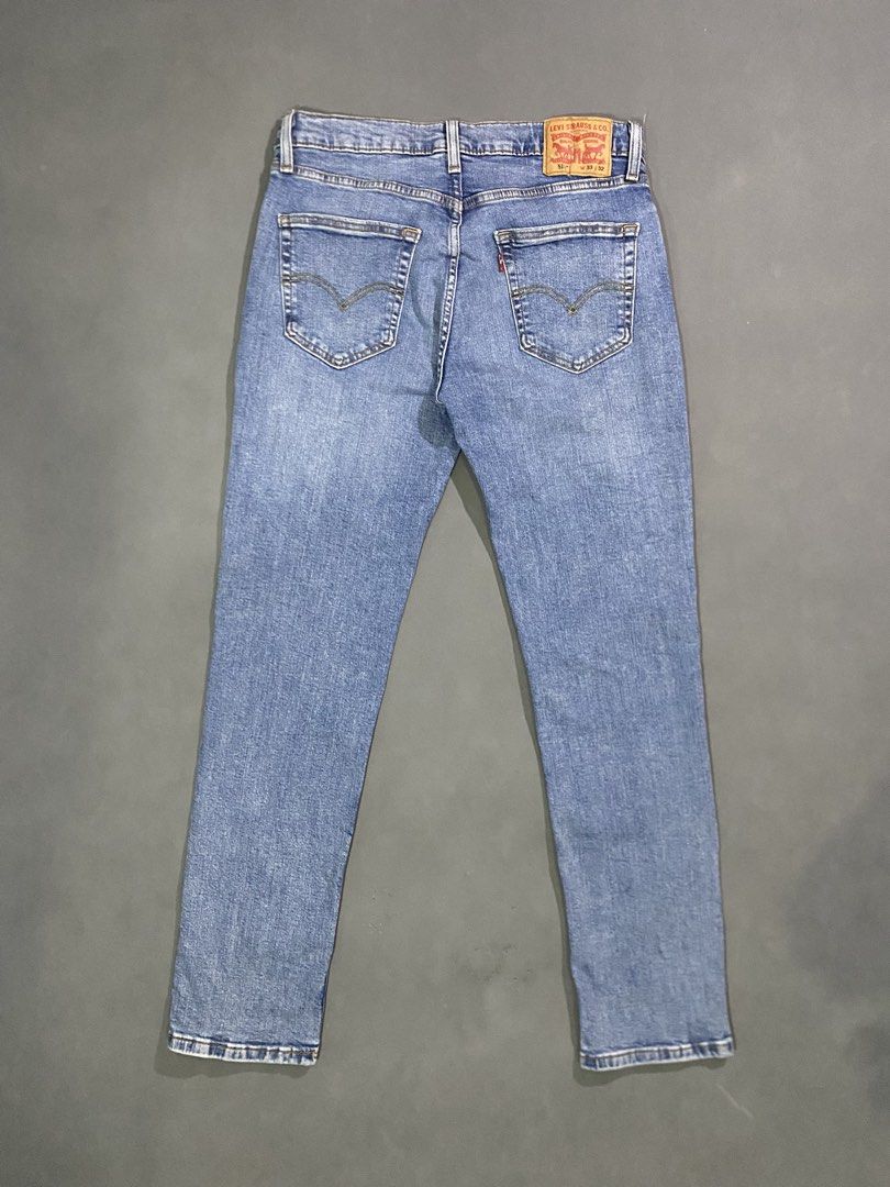 Levi’s 511 slim jeans (Category: Jeans) located in Dumaguete. Submitted by darios_thrift (Listing ID 1469968344, Image 1). Description: Levi’s 511 slim jeans ₱1k + sf Size : 33 Dimes : 32 x 40 Hem : 7 Excellent condition ✅ Issue : None Need wash Color rate : 10/10 (Color may vary due to lighting).