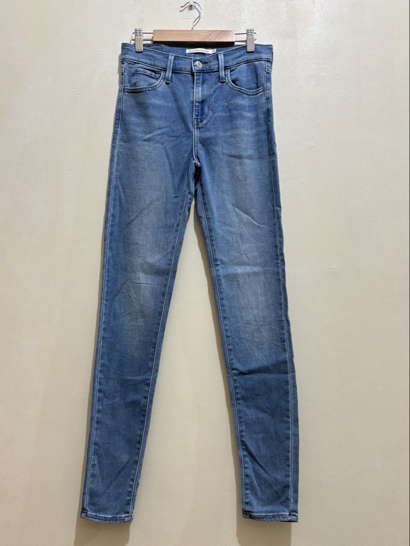 LEVIS | High Rise Skinny Jeans (Category: Announcements) located in Bacoor. Submitted by happyfinds_091223 (Listing ID 1469988303, Image 1). Description: Levi's High Rise For women 25" on tag 40" lenght Stretchable Payment + SF 📍Bacoor, Cavite Delivery via J&T Express .