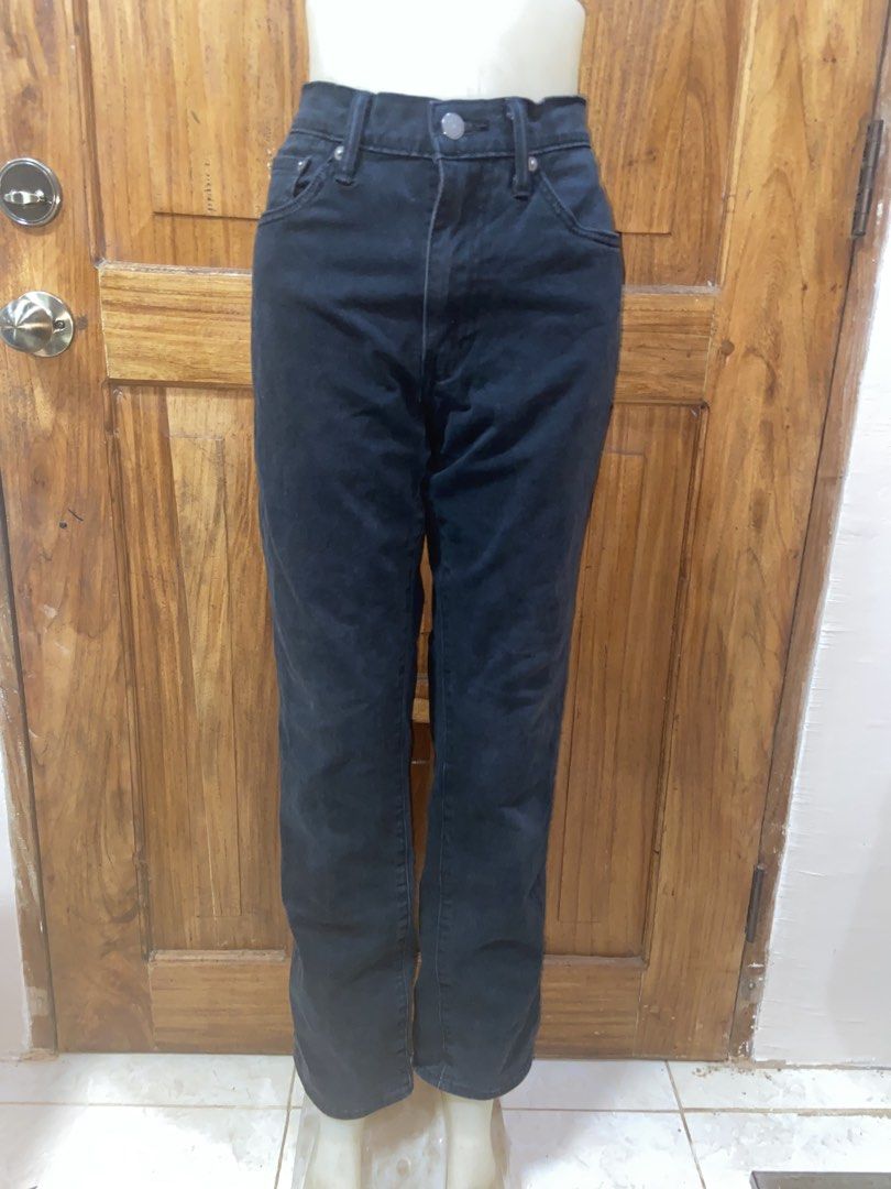 Levis Stretchable (Category: Jeans) located in Mati. Submitted by thriftedbagsbeyond (Listing ID 1470082418, Image 2). Description: .