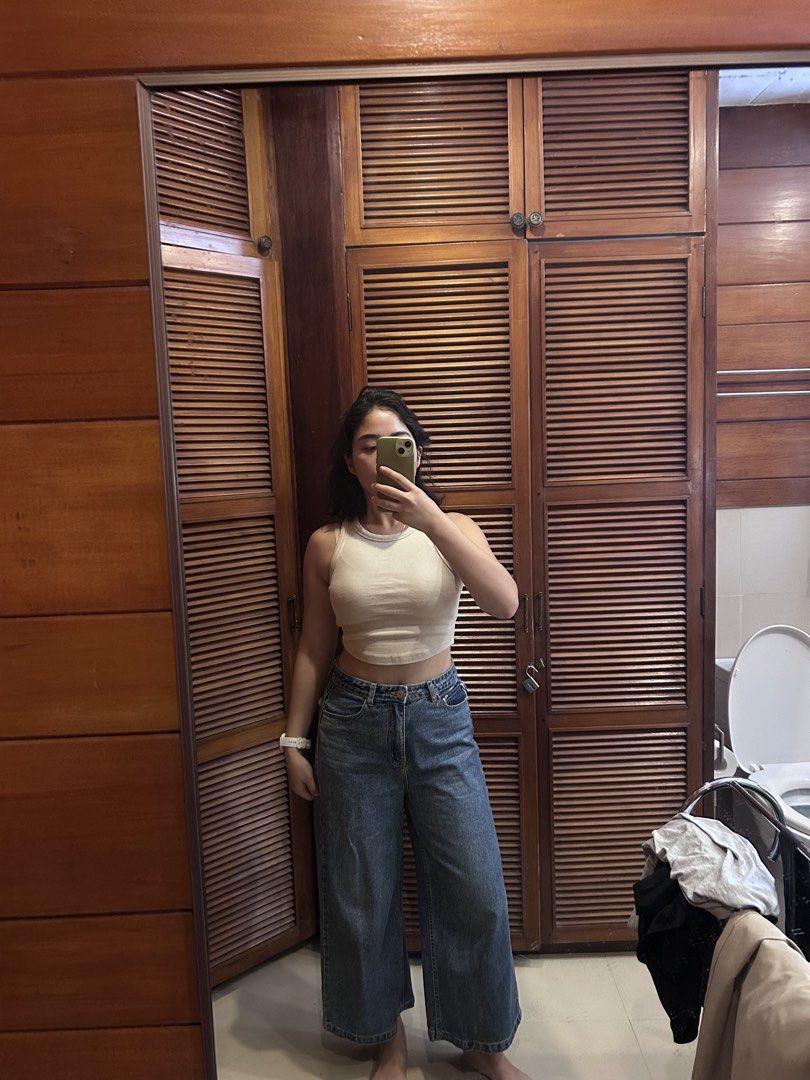 Libé Jeans (Category: Skirts) located in Cebu City. Submitted by shopmikascloset (Listing ID 1469956949, Image 2). Description: .