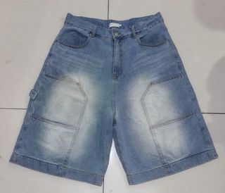 (Category: ) located in . Submitted by dhong_abay_thrift (Listing ID 1470059499, Image 1). Description: .