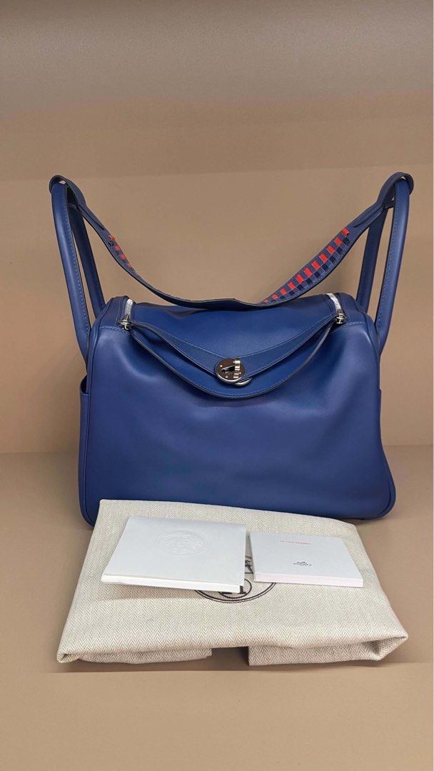 Lindy 30 Tressage blue brighton (Category: Luxury Bags & Wallets) located in Makati City. Submitted by dgcurated09 (Listing ID 1470082238, Image 1). Description: With dustbag Swift leather Stamp C .