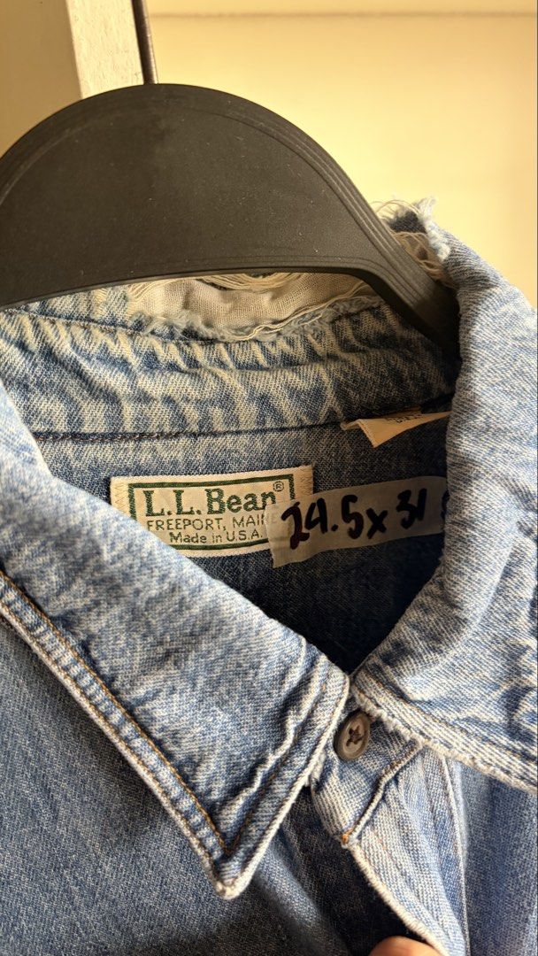 LL Bean Denim Longsleeve (Category: Coats, Jackets and Outerwear) located in Manila. Submitted by _revault (Listing ID 1469993039, Image 3). Description: .