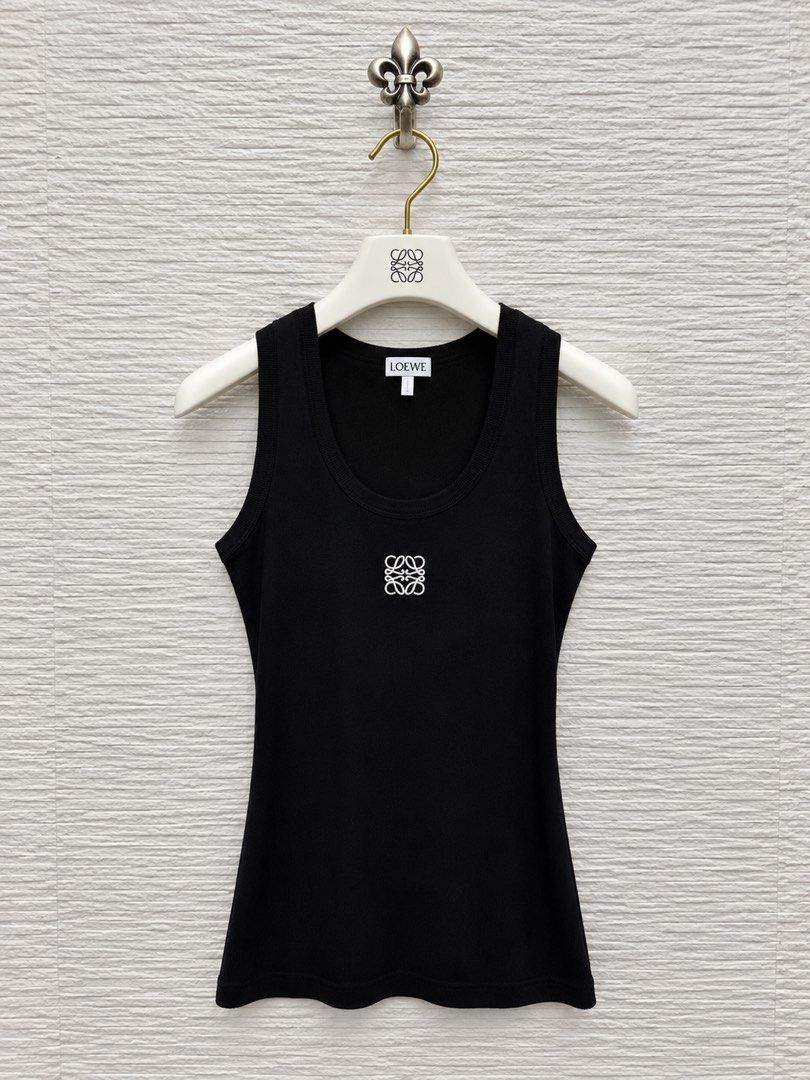 ⚜️Loewe black knitwear top (Category: Luxury Apparel) located in Makati City. Submitted by 90sangel (Listing ID 1470115327, Image 1). Description: .