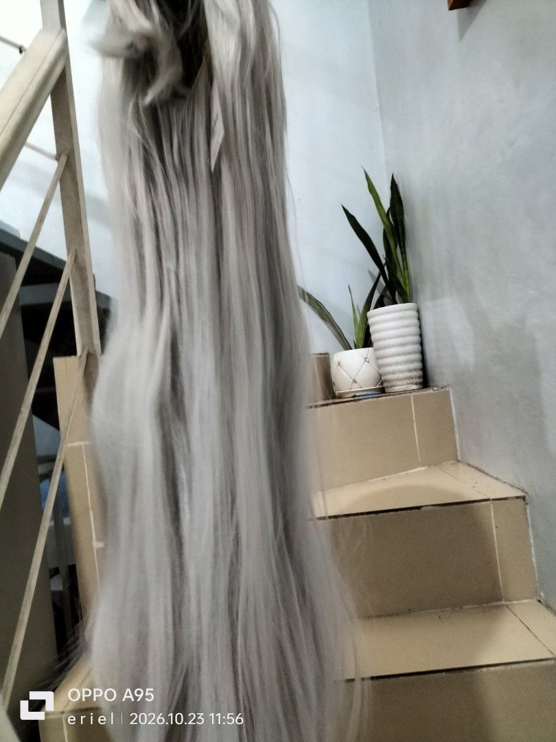 LONG LONG WIG (Category: Hair) located in Bacoor. Submitted by directsupplier88 (Listing ID 1469974250, Image 2). Description: perfect for cosplay and trick or treat brandnew item.