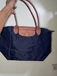 (Category: ) located in . Submitted by mjthrifted_second (Listing ID 1469981776, Image 1). Description: .