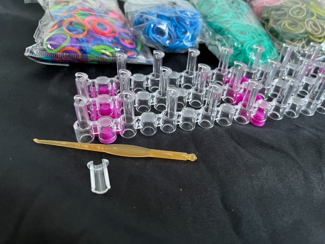 Loombands Set (Category: Craft Supplies & Tools) located in Quezon City. Submitted by shime_diel (Listing ID 1470115975, Image 2). Description: Images are as is. Set consists of... - 1 detached pin, but can be superglued (Will superglue it before handing over) - 1 loomband maker - Assorted bands - 1 hook.