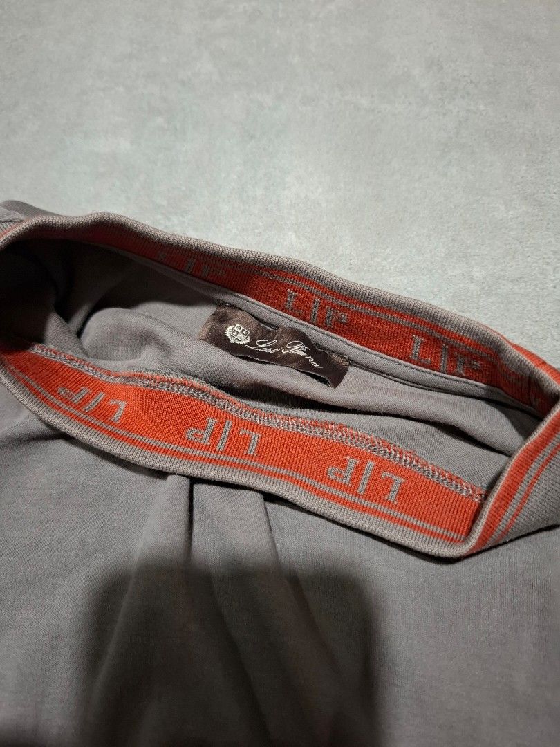 Loro Piana (Category: Activewear) located in Rizal. Submitted by marcothrifts (Listing ID 1470091789, Image 3). Description: Loro Piana Width: 18 Length: 25 Color rate: 9.9/10 Excellent Condition No issue.
