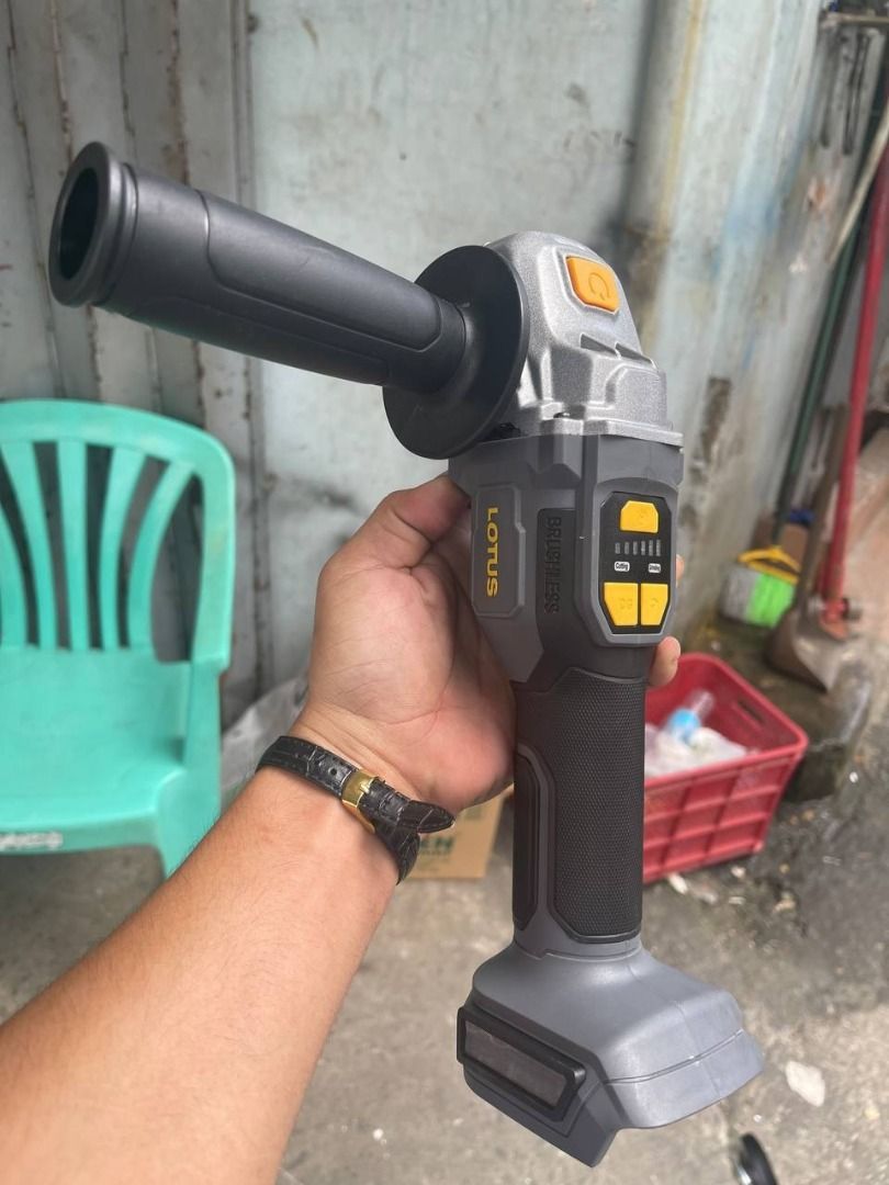Lotus Angle Grinder 20V Max CXSG20V-100BL" (Category: Everything Else Others) located in Manila. Submitted by 09171479278_elsie. (Listing ID 1469964048, Image 3). Description: Lotus Angle Grinder 20V Max CXSG20V-100BL".