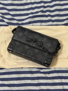 （分類：）位於 。 由 ahtin1994 提交（商品編號 1469980701，圖片 1）。簡介： 。