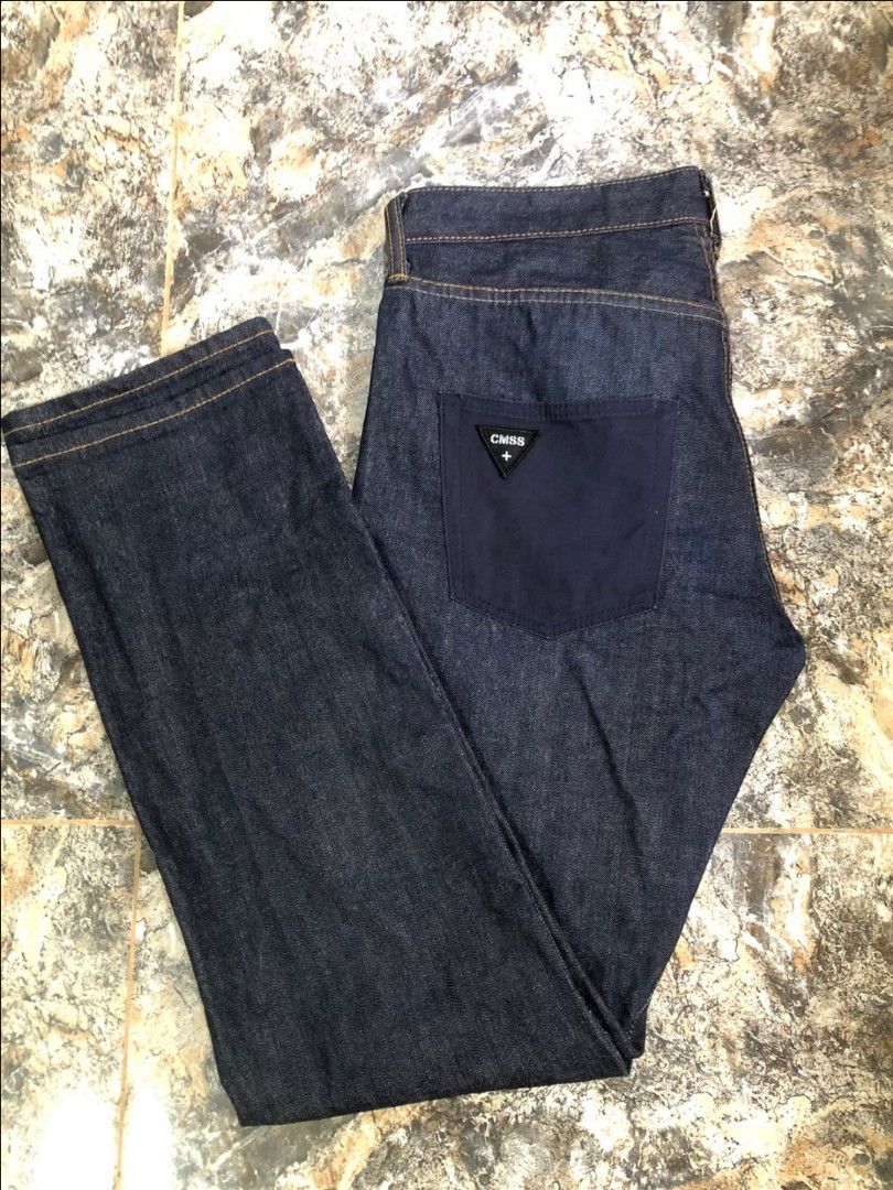 Luker by neighborhood (Category: Jeans) located in Aborlan. Submitted by vicentemic01913 (Listing ID 1470065163, Image 1). Description: .