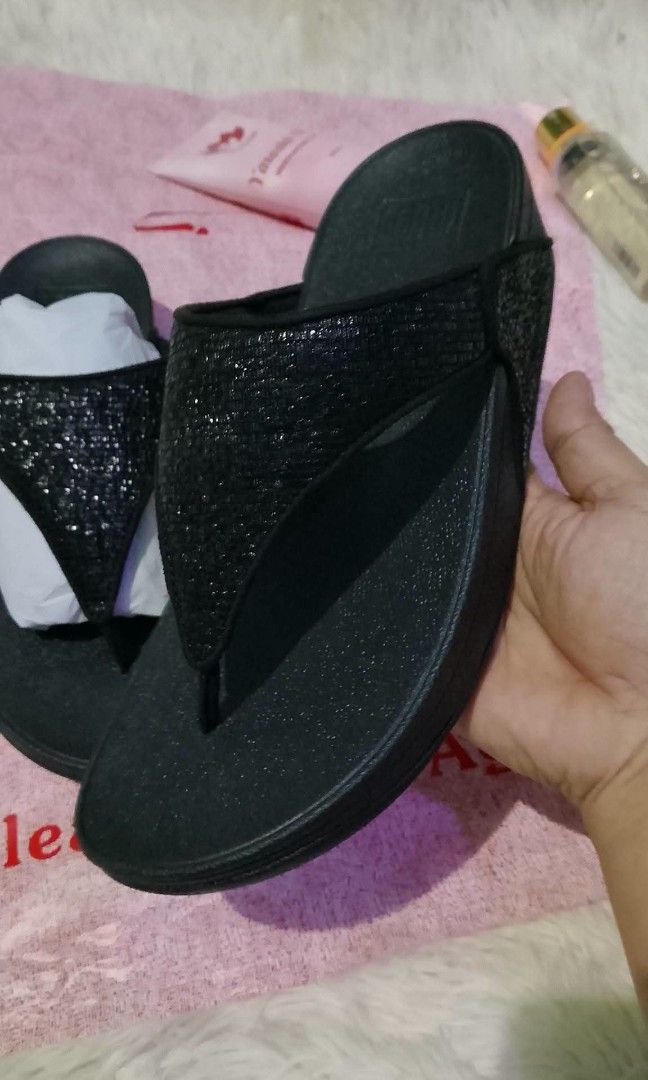 Lulu crinkled shimmer lux (Category: Sandals) located in Muntinlupa City. Submitted by jcualquera (Listing ID 1470082903, Image 2). Description: uS5 and us7 US8 only ✅ gcash bank transfer onhand ✅.
