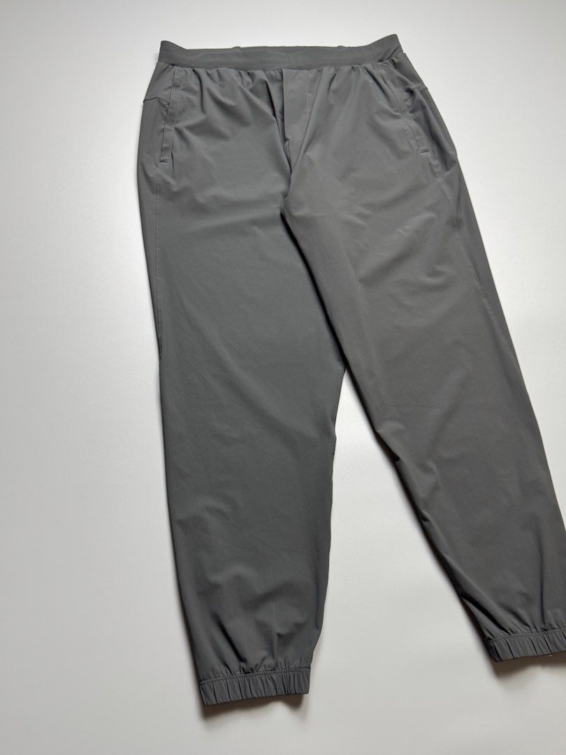 Lululemon - Pace Breaker Jogger Pants (Category: Joggers) located in Quezon City. Submitted by japon_rose (Listing ID 1470066779, Image 3). Description: READ DESCRIPTION FIRST BEFORE YOU START A DEAL GUARANTEED AUTHENTIC ❗️ Mens/ Lululemon - Pace Breaker Jogger Pants Color: Gray Size: Large on tag (Mens) Length: 37 Waist: 32-36 Inseam: 27 Knee: 10 Leg opening: 5 (zipper) Front rise: 12.5 Back rise: 15 (MEASURED IT BY INCHES) 9.8/10 overall condit