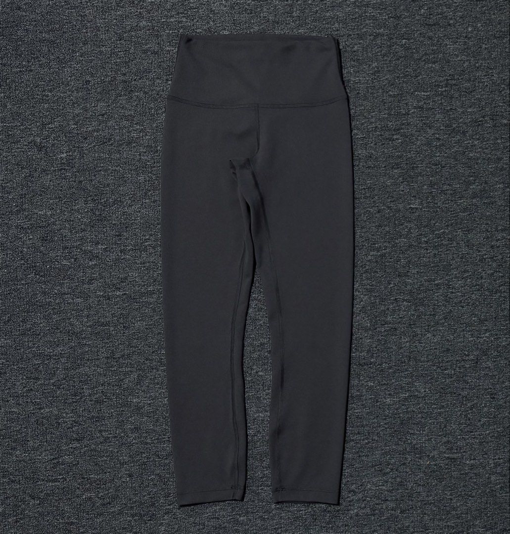 LULULEMON ALIGN HIGH RISE LEGGINGS LOWER HEM LOGO DOT 4 (Category: Activewear) located in Baras. Submitted by jnc__apparel (Listing ID 1470010948, Image 3). Description: 🏷️ LULULEMON ALIGN HIGH RISE LEGGINGS LOWER HEM LOGO DOT 4 📌 Waist: 24-25 📌 Length: 31 📌 Size: DOT 4 📌 Condition: Like new 📌 Color rate: 10/10 📌 Issue: None ✅ Washed and ready to wear .