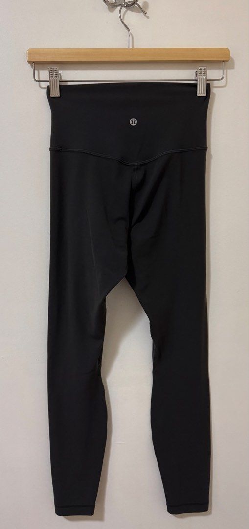 Lululemon Align High-Rise Cropped Leggings (Category: Other Bottoms) located in Mandaluyong City. Submitted by axos723 (Listing ID 1470011677, Image 2). Description: ➡️Please read item description carefully below (click read more 👇) ➡️Item is AVAILABLE ➡️Guaranteed 💯 %Authentic ➡️1-Day Reservation only ➡️First to pay gets the item ➡️For SURE BUYERS only please. -Light-weight and soft -Price: P 480+SF -Brand: Lululemon -Size: Small (See photo of