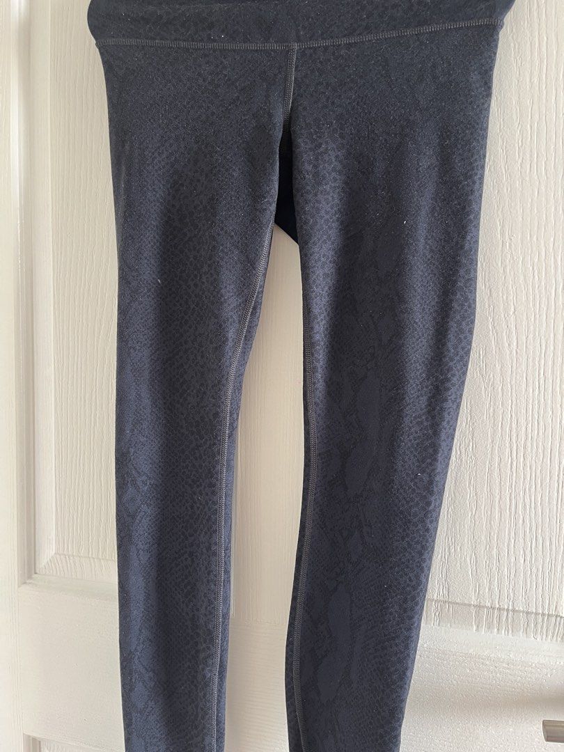 Lululemon Black Subtle Snake Print Leggings (Category: Activewear) located in Muntinlupa City. Submitted by thevintageeditbyashley (Listing ID 1469986022, Image 3). Description: -Authentic -Size is small to semi medium, dot 4 -No flaws .