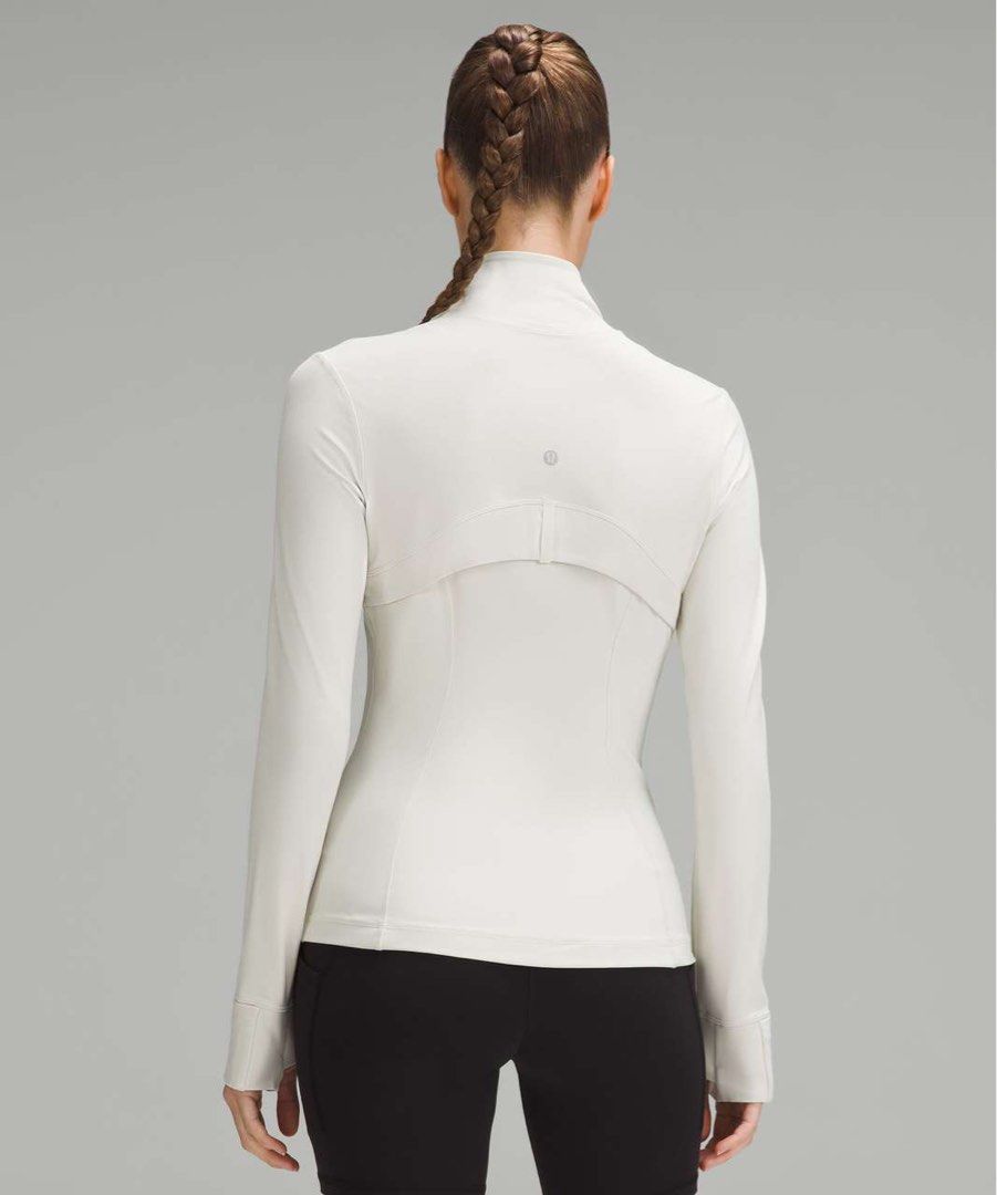 Lululemon Define Jacket in Bone (Category: Coats, Jackets and Outerwear) located in Makati City. Submitted by style.cents (Listing ID 1469965556, Image 3). Description: Size 4 Color: Bone Barely used, no flaws Orig. price: USD 118.00 ——- Whether you’re up for adventure or ready for downtime, our fan-favourite Define Jacket, powered by Nulu™ fabric, has a feel-good fit that can do it all. feels buttery-soft and weightless, nulu™ fabric - So butter
