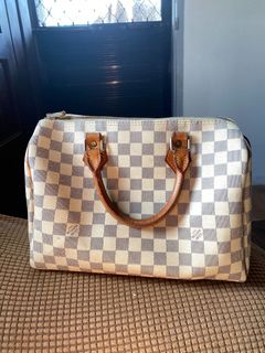 (Category: ) located in . Submitted by luxbagelyas (Listing ID 1470026221, Image 1). Description: .