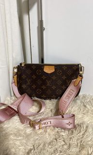 (Category: ) located in . Submitted by luxbagelyas (Listing ID 1470023717, Image 1). Description: .