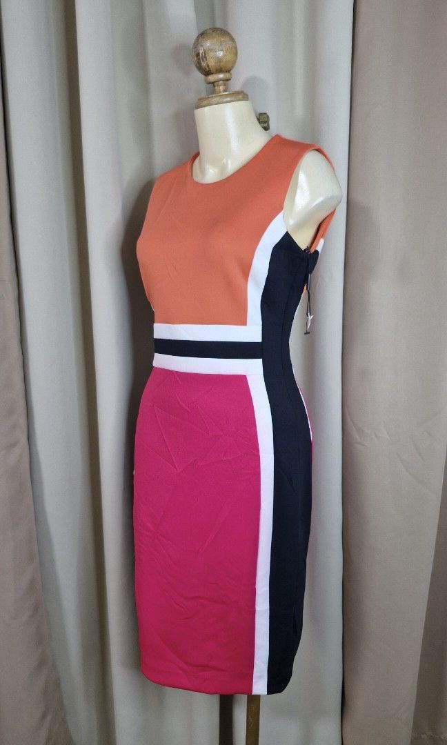M: Calvin Klein Dress (Category: Dresses) located in Calabanga. Submitted by deniseallyson (Listing ID 1470135013, Image 2). Description: may kaunting color transfer na pink.