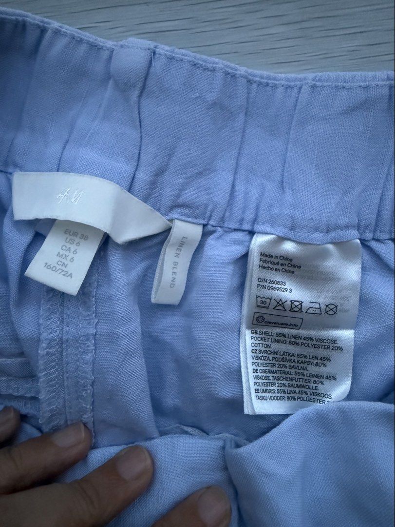 (M) H&M Light Blue Linen Blend Bermuda Shorts (Category: Shorts) located in Quezon City. Submitted by shopgood_mnl (Listing ID 1470070577, Image 2). Description: .