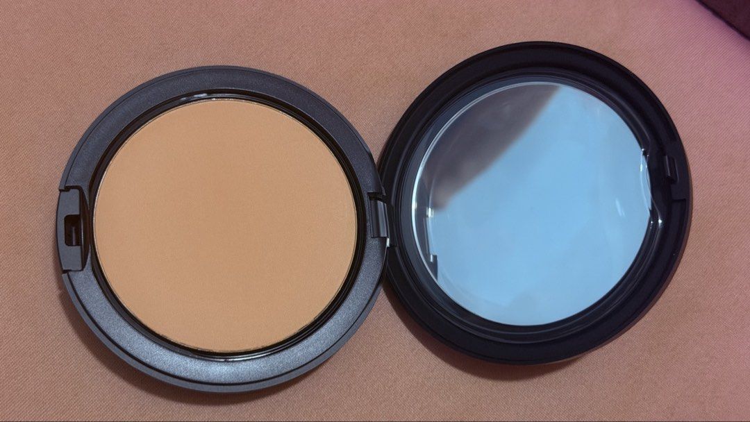 MAC STUDIO FIX POWDER FOUNDATION NC41 (Category: Makeup) located in Taguig. Submitted by ellasee (Listing ID 1470137862, Image 3). Description: Refillable Ręáśöń for śëłłınġ: not my shade - gift po sakin. Nc41 —PLEASE TAKE TIME TO READ— 🧿🪬🧿🪬 ♥Actual photos posted.... always PAYMENT FIRST with proof of screenshot policy.. ♥100% LEGIT $ELLER here check my feedback section for proof of legitimacy. ♥ Please do your own research at GoogL€/Y0utub€ 
