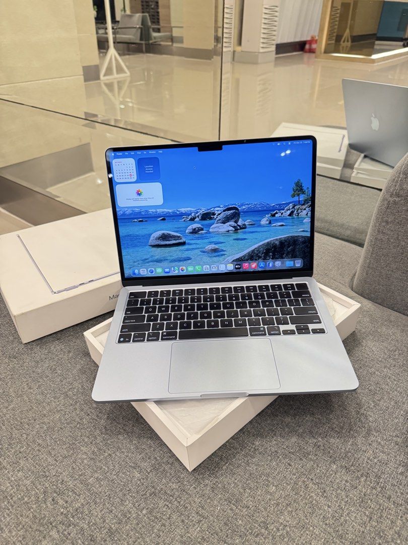 Macbook Air M4 16/512GB Sky Blue (Category: Laptops & Notebooks) located in Mandaluyong City. Submitted by levjatics (Listing ID 1469950437, Image 1). Description: Macbook Air M4 13’ l ₱ 67,990 Apple M4 16/512GB 115 Cycle Count | 98% BH 16/512GB Sky Blue ✅ Microsoft Office for Lifetime already installed ✅ Laptop Pouch ✅ Original Charger ( Brick from M3 unit 30w) And Box ✅ Good As New | Can be pass as Bnew | ✅ No dents | No scratch ✅ Unit Can be r