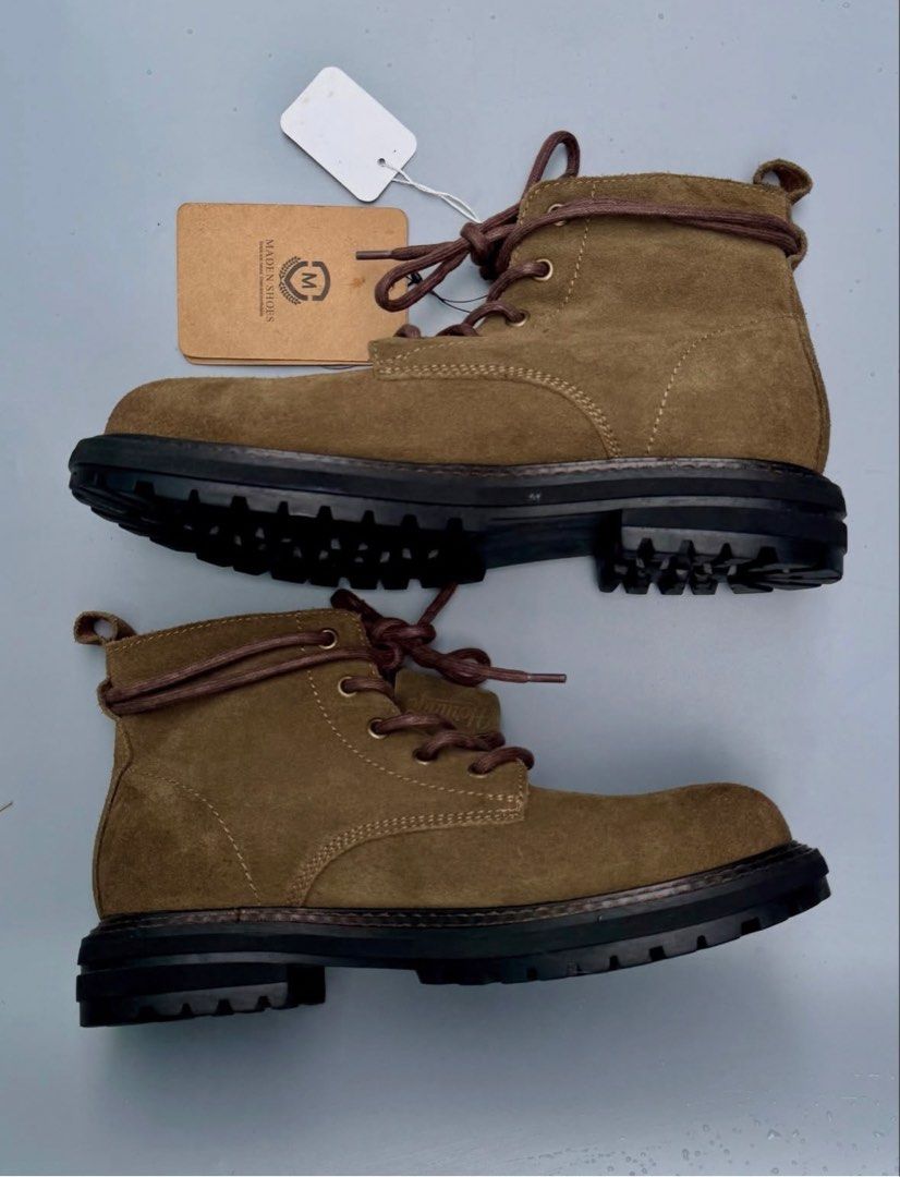 Maden Wear Boots Suede (Category: Boots) located in Las Pinas. Submitted by weryouat (Listing ID 1470031303, Image 1). Description: Maden Wear Suede Boots🚨🚨🚨 Waxed Lace Excellent Condition Brand new ( No sep sole ) 8 US Men 26 CM 41 EUR 1.800 only MOP BPI/GCASH SHIP VIA J&T/Lalamove PAYMENTS FIRST POLICY LAS PINAS.