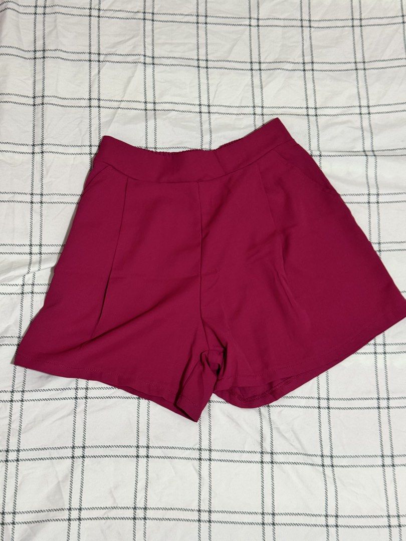 Magenta Short Sleeve and Shorts Set (Category: Sets or Coordinates) located in Santiago. Submitted by krizelangelap (Listing ID 1470112385, Image 2). Description: - Matching magenta blazer and shorts coordinate set - Vibrant berry pink shade in a lightweight fabric - Blazer includes short sleeves, two front buttons, and large patch pockets - Shorts feature a comfortable elastic waistband and pleated front - Versatile outfit ideal for casual outin