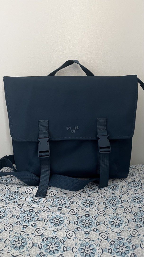 MaH 2067 Oli Schoolbag 13” Black Blue (Category: Backpacks) located in Quezon City. Submitted by ciiron (Listing ID 1470023054, Image 1). Description: Buy the MaH bag and get one surprise 3-way bag for free! .