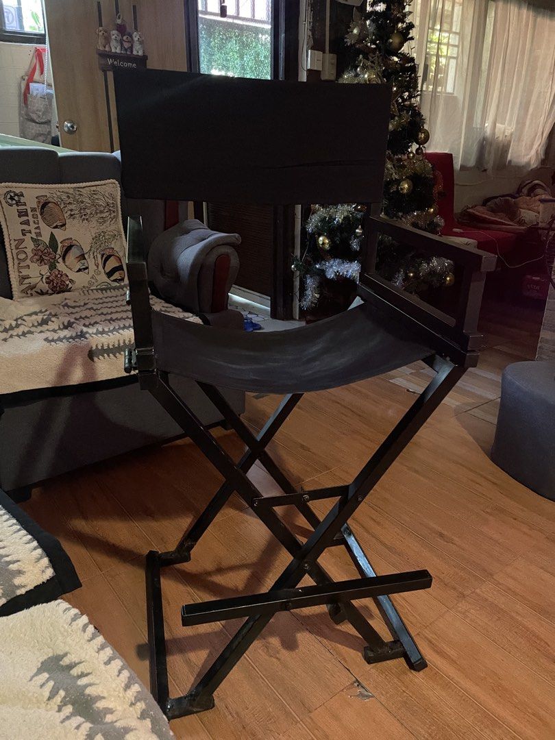 Makeup/Directors Chair (Category: Chairs) located in Manila. Submitted by pachuhachu (Listing ID 1470007477, Image 2). Description: qc loc, sto domingo landmark for lalamove and pickup! sedan need di kaya motor foldable rfs: nagupgrade na negotiable!.