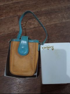 (Category: ) located in . Submitted by YSL80022 (Listing ID 1470036363, Image 1). Description: .