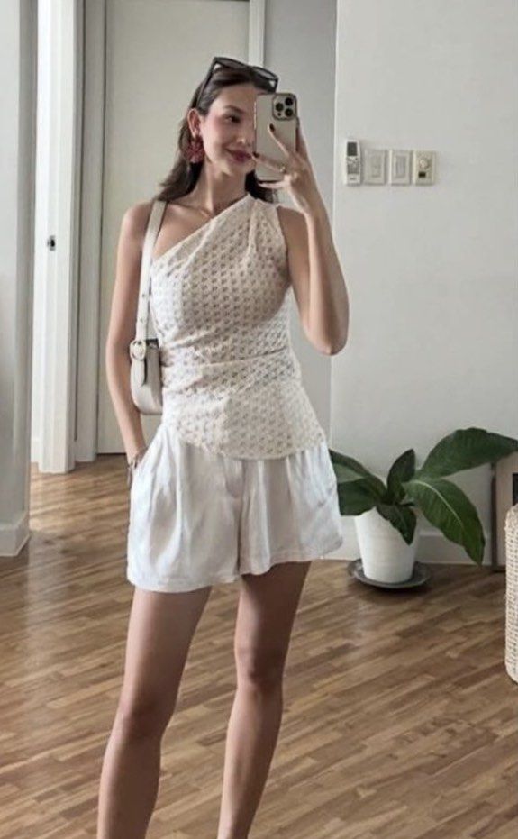 MANGO Asymmetrical Cream Lace Top (Category: Others Tops) located in Legazpi City. Submitted by ilysabby (Listing ID 1469924706, Image 2). Description: .