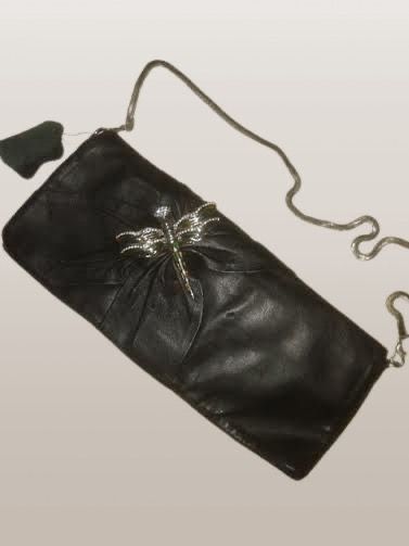 MANGO BLACK CLUTCH BAG (Category: Clutches) located in Marikina City. Submitted by minimalistmanila (Listing ID 1470112319, Image 2). Description: Mango black clutch leather bag with dragonfly metal accent. Bought in Mango Singapore. Size is semi-medium. Ideal for night outs. Order now! .