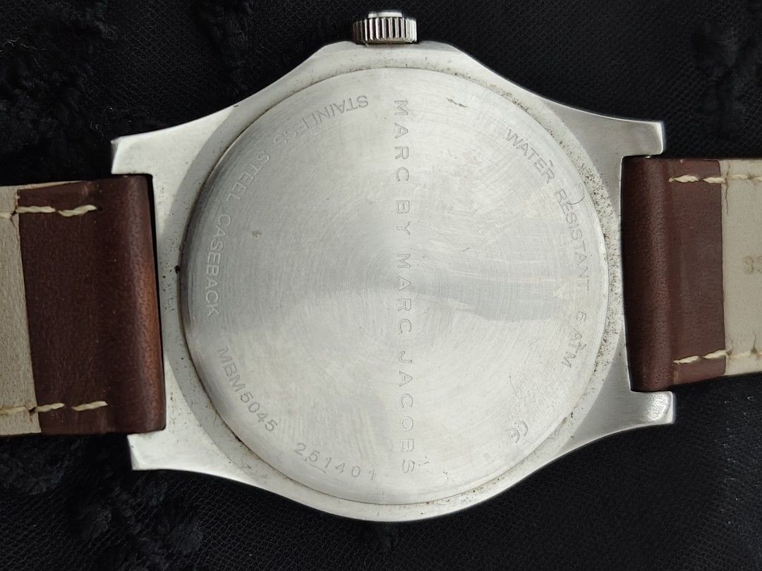 Marc jacobs JIMMY White dial (Category: Men's Watches) located in Baguio. Submitted by taishuiha2026 (Listing ID 1470099202, Image 3). Description: .