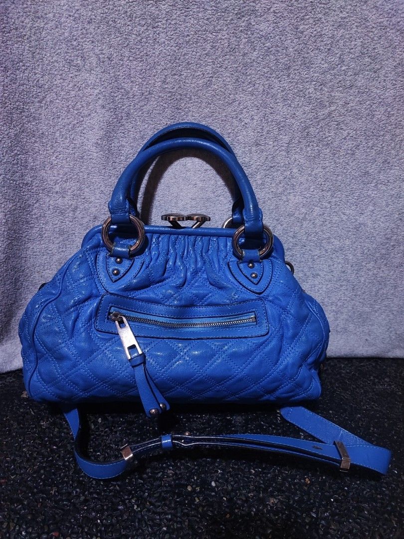 Marc Jacobs Stam Bag (Category: Luxury Bags & Wallets) located in Baguio. Submitted by jayrgijc52758 (Listing ID 1470091575, Image 3). Description: Marc Jacobs quilted Stam bag in silvertone hardware Near medium In very good condition 4k.