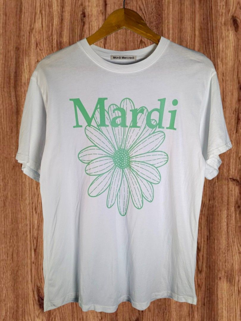 Mardi Mercredi (Category: Tshirts & Polo Shirts ) located in Rizal. Submitted by kassifllanto (Listing ID 1470018776, Image 1). Description: No issues Very Excellent condition.