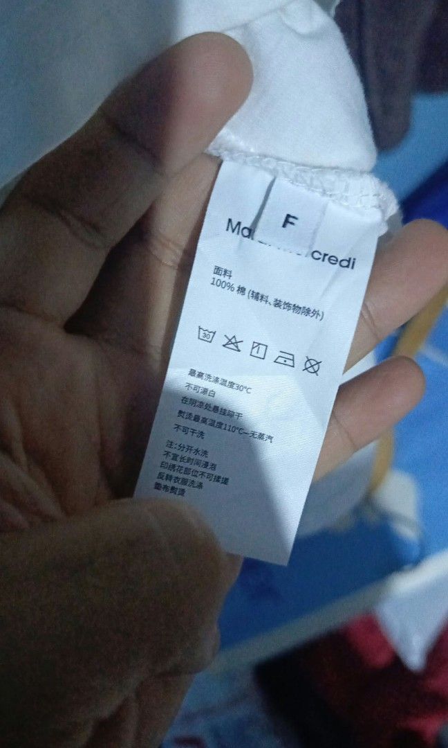 Mardi Mercredi (Category: Tshirts & Polo Shirts ) located in Rizal. Submitted by kassifllanto (Listing ID 1470018776, Image 3). Description: No issues Very Excellent condition.