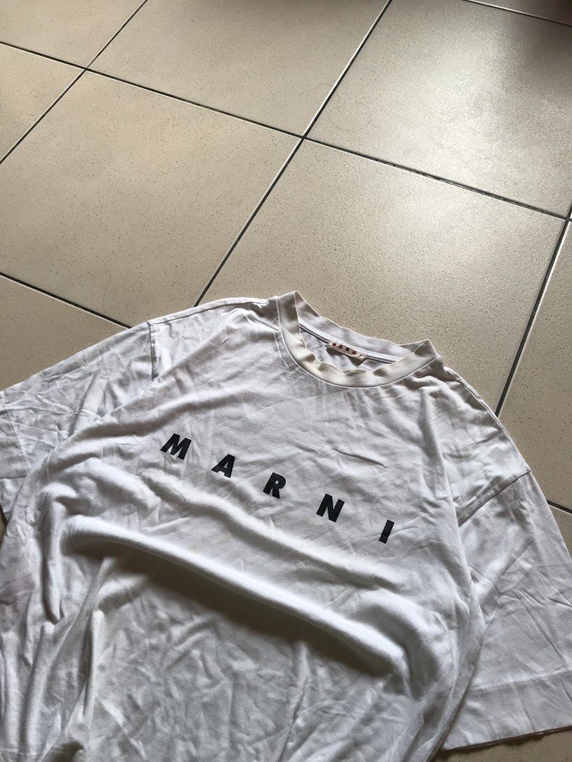 Marni White Logo Print T-Shirt (Category: Shirts) located in Cebu City. Submitted by no3spass1ng (Listing ID 1469988263, Image 3). Description: Marni White Logo Print T-Shirt Size Medium Dimes: 22 x 26 very good condition see pics 📍 Cebu city.