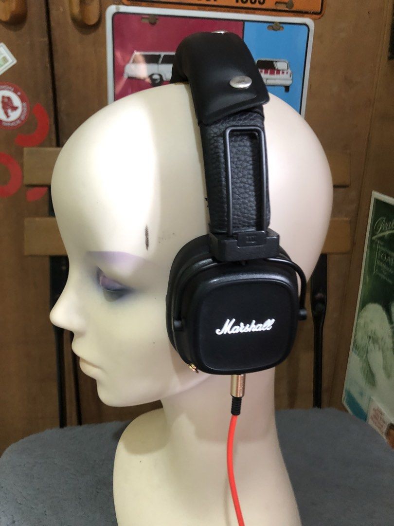 Marshall Major 4 wireless headphones with issue (Category: Headphones & Headsets) located in Quezon City. Submitted by markgolveo (Listing ID 1469967544, Image 1). Description: Marshall Major 4 wireless headphones with issue Read below Authentic unit not replica Very good audio output Newly replaced ear pads and headband cover Bluetooth still pairs properly Issues are battery depleted weak battery needs fixing repair Wears on leather material cov