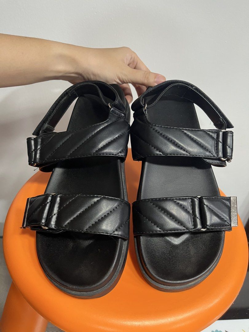Matthew Black Quilted Platform Sandals with Silver Buckles (Category: Flats & Sandals) located in Valenzuela. Submitted by sofiasticated.decluttering (Listing ID 1470056425, Image 2). Description: - Color & Style: Versatile black platform sandals with a trendy quilted front strap - Hardware: Chic silver-tone accents and buckle details - Closure: Secure ankle strap with easy hook-and-loop fastening - Sole: Chunky platform soles (slight wear undern