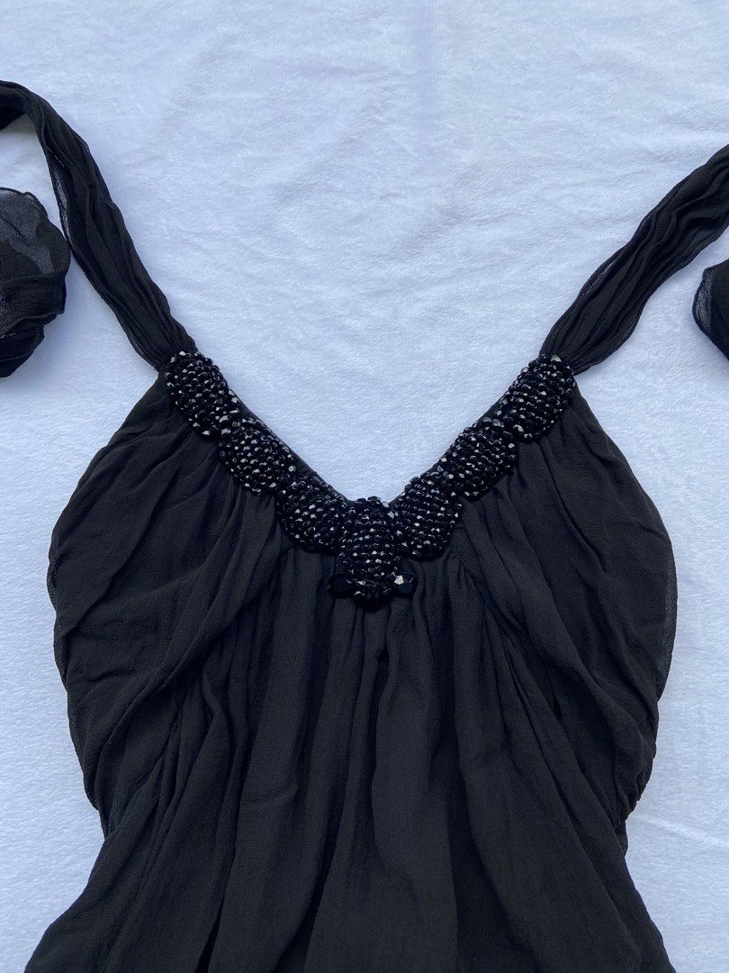 Max Mara Whimsigoth Beaded Halter Tops (Category: Luxury Apparel) located in General Santos City (Dadiangas). Submitted by kala_chuchi (Listing ID 1470113795, Image 2). Description: Size. Small 13 inches width 27 inches length No flaws Over all condition Excellent .