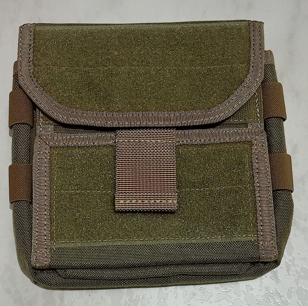 Maxpedition Pouch + Micro Wallet (Category: Belt bags, Clutches and Pouches) located in Ayungon. Submitted by umangon (Listing ID 1469959554, Image 2). Description: may issue sa plastic window nag crack sa storage.