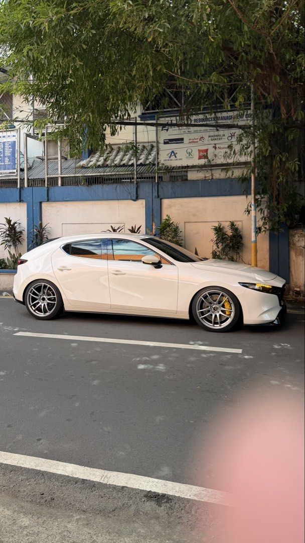Mazda 3 BP YR 2020-2026 H&R lowering spring (Category: Suspension Parts and Accessories) located in Caloocan City. Submitted by briankra (Listing ID 1470004892, Image 2). Description: Mazda 3 Lowering spring Made in Germany 🇩🇪 No issues Rfs: Changed to Coilover.
