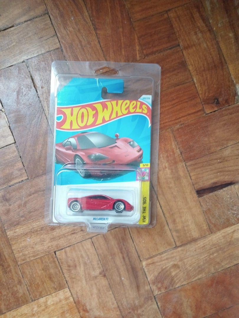 Mclaren Hotwheels Diecast (Category: Vehicle & Diecast Models) located in San Juan City. Submitted by nateg0320186316 (Listing ID 1469971711, Image 3). Description: Sealed with protector Loc : Greenhills, San Juan 300 each 450 as set.