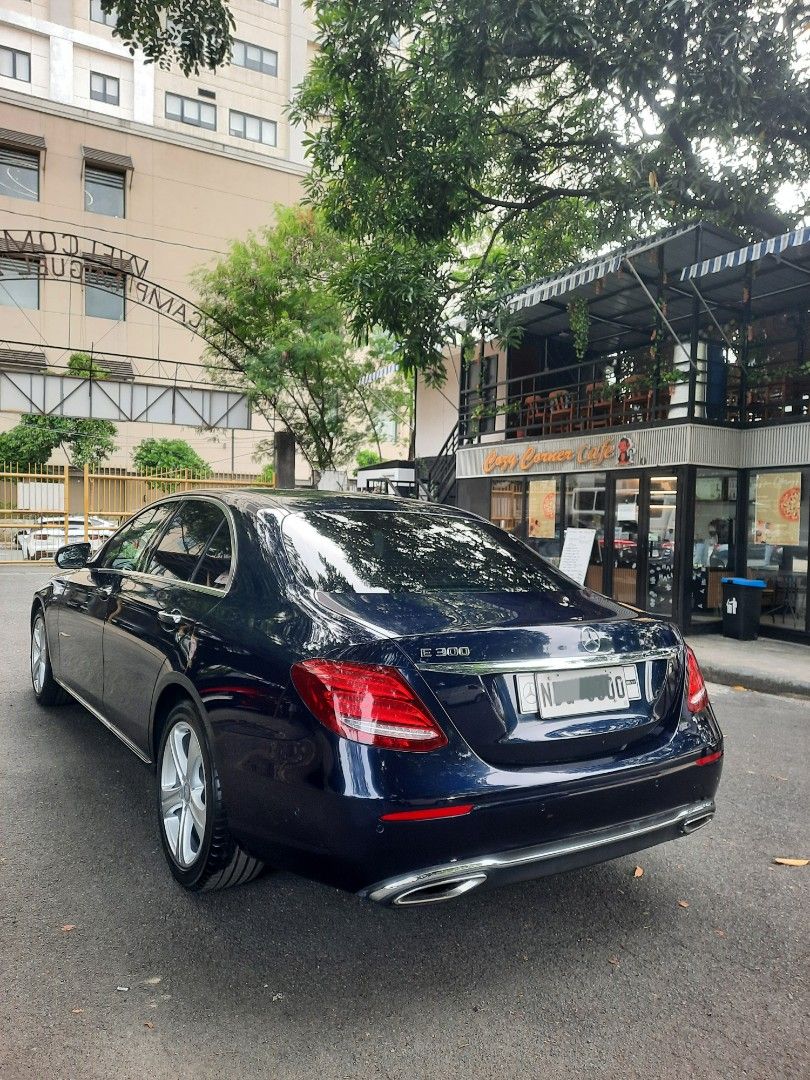 Mercedes Benz E200 2017 Auto (Category: Used Cars) located in Pasig City. Submitted by moimoigo (Listing ID 1470027528, Image 3). Description: Model: Mercedes Benz E200 Year: 2017 Transmission: Automatic Fuel Type: Gasoline Mileage: 32tkms Price: 1.250m Look for: Moises Go. 09178359800 Park N' Sell Located at Meralco Ave, corner Capt. Henry P. Javier, Ortigas Center, Pasig City (Garage G) Thank you!.