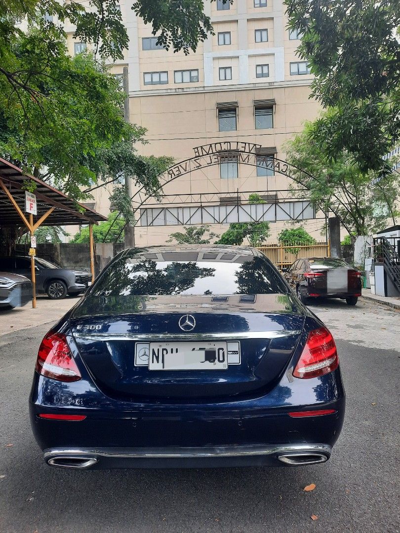 Mercedes Benz E200 2017 Auto (Category: Used Cars) located in Pasig City. Submitted by moimoigo (Listing ID 1470027528, Image 2). Description: Model: Mercedes Benz E200 Year: 2017 Transmission: Automatic Fuel Type: Gasoline Mileage: 32tkms Price: 1.250m Look for: Moises Go. 09178359800 Park N' Sell Located at Meralco Ave, corner Capt. Henry P. Javier, Ortigas Center, Pasig City (Garage G) Thank you!.