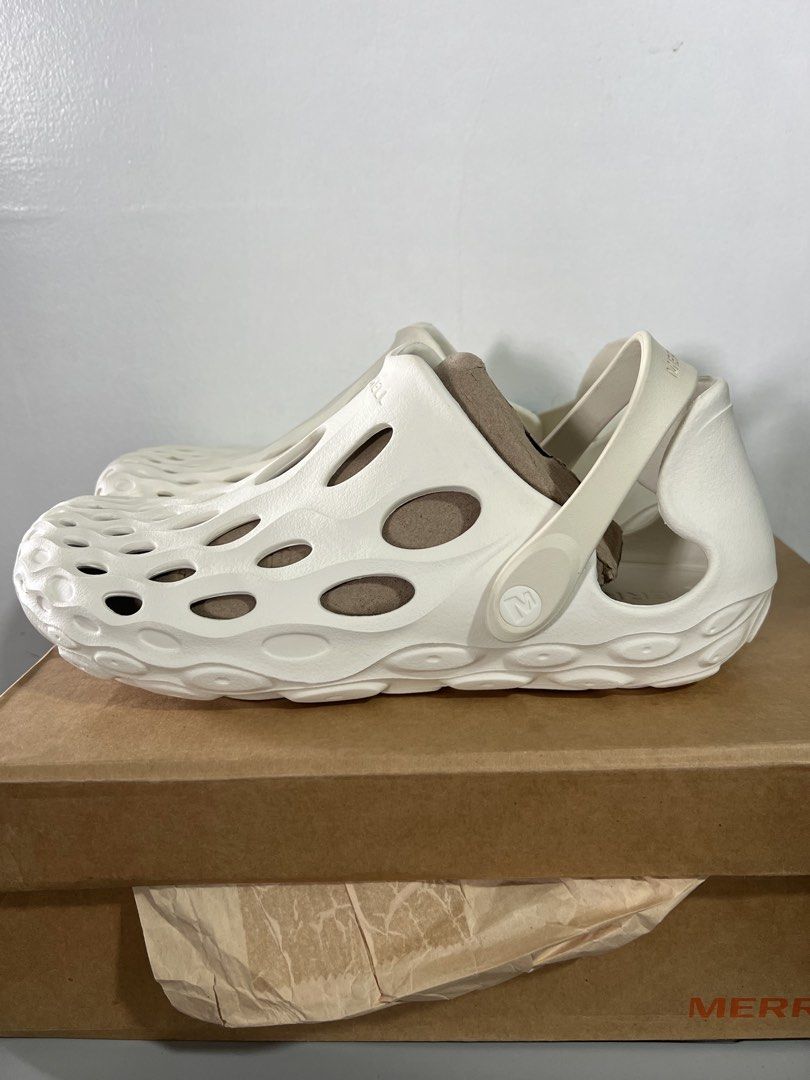 MERRELL HYDRO MOC MENS SIZE 10 (Category: Sneakers) located in Baguio. Submitted by kyrawang22 (Listing ID 1470083521, Image 1). Description: .